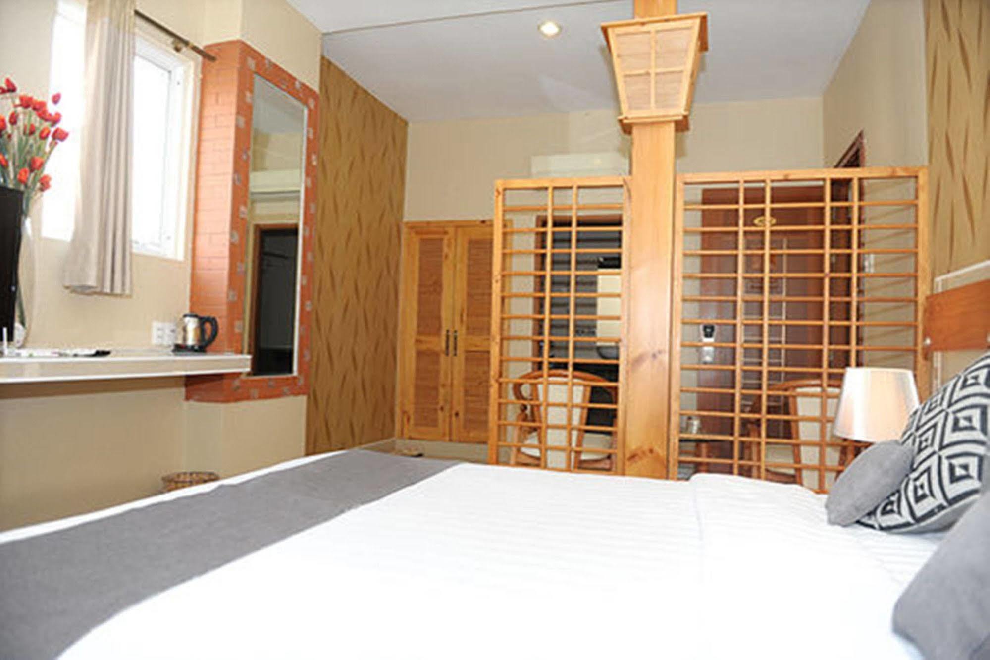 Thuy Sakura Hotel & Serviced Apartment Cidade de Ho Chi Minh Exterior foto