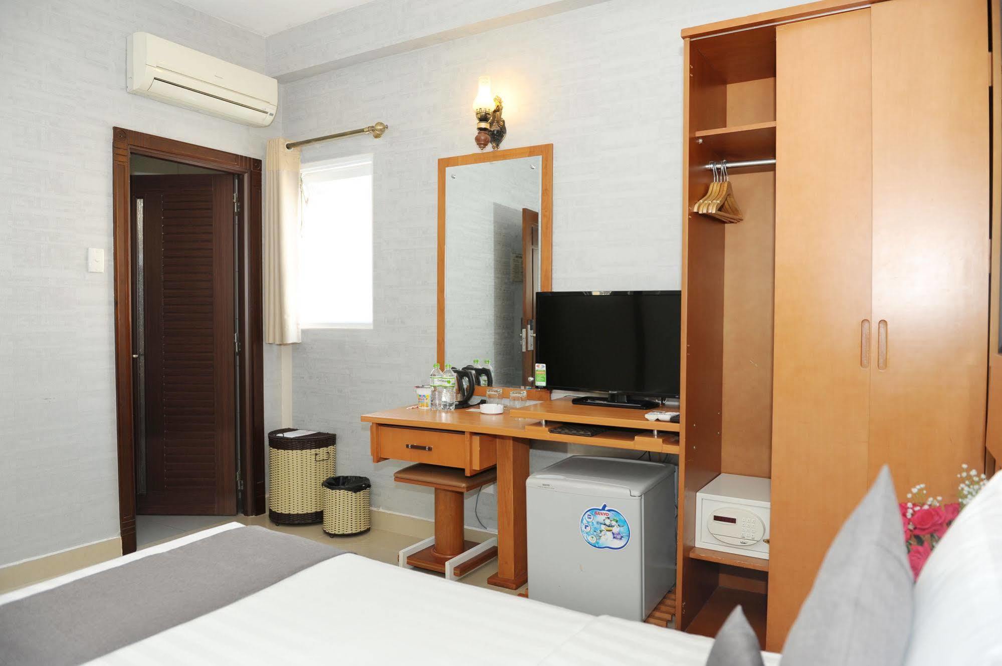 Thuy Sakura Hotel & Serviced Apartment Cidade de Ho Chi Minh Exterior foto